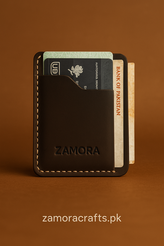 Vintage Mini Wallet – Compact Style, Maximum Function