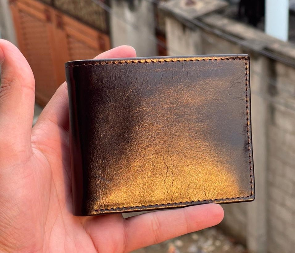 ZamoraCrafts Bifold Cow Leather Wallet – Slim & Durable